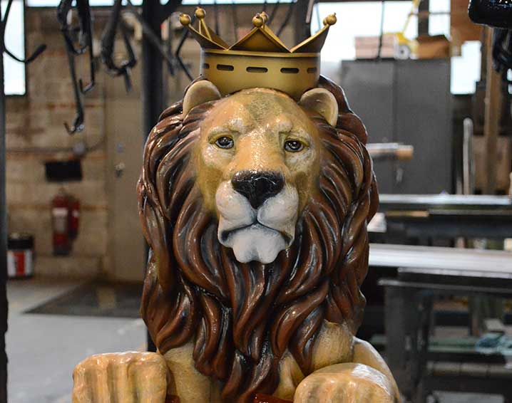 King's College mascot figurine in glockenspiel clock, Wilkes-Barre, PA
