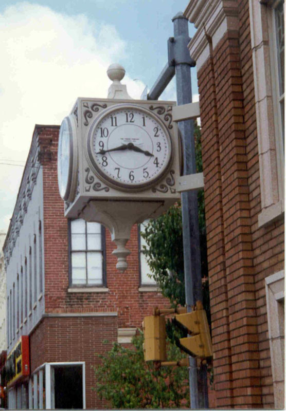 IN - Bremen, Wall Mount Clock