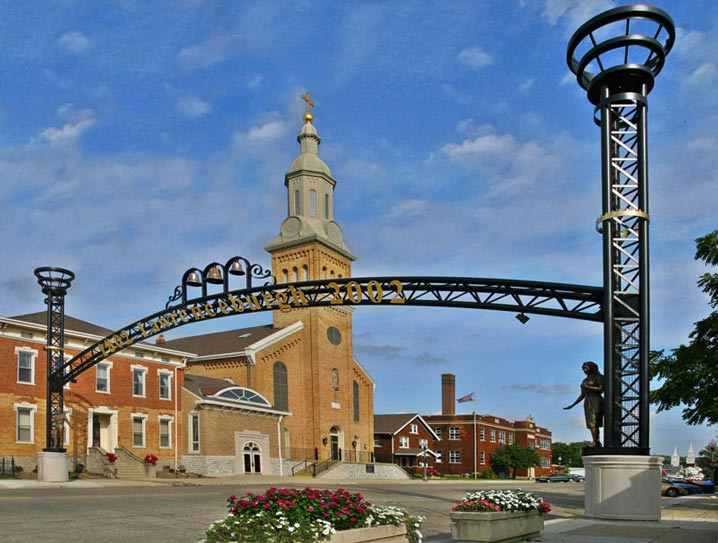 Lawrenceburg IN Gateway Arch